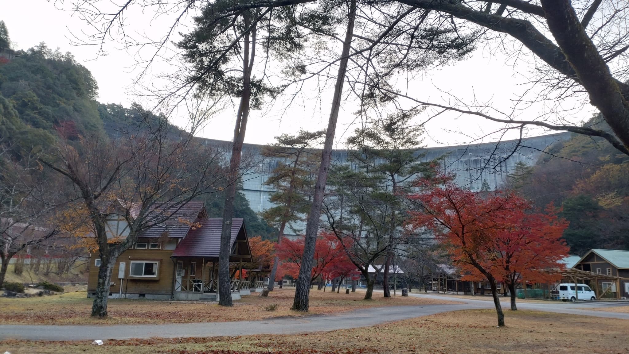 秋のキャンプ場